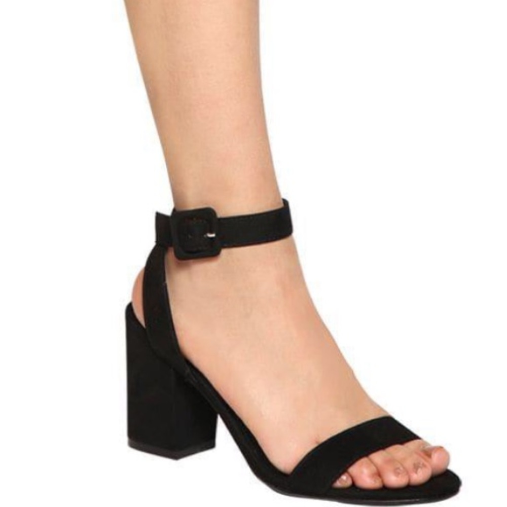 Steve Madden Malia Shoe in Black - 7.5